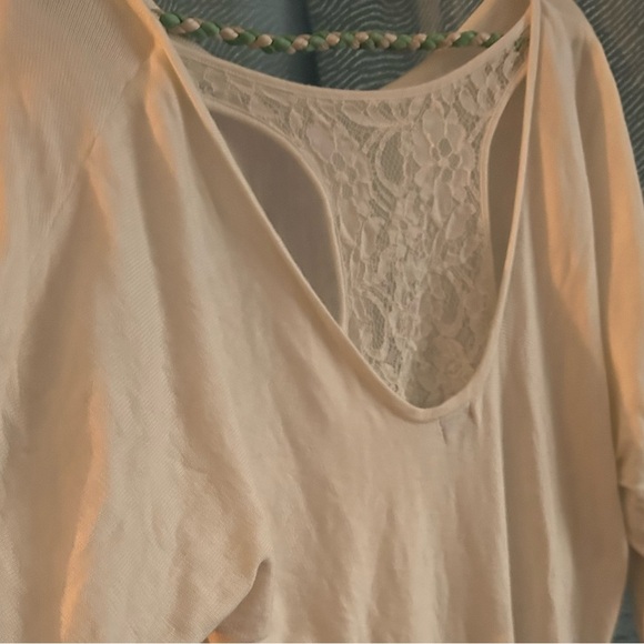 Kismet Ivory Long Sleeve Top with lace insert at back - XL - new or like new - Picture 10 of 10